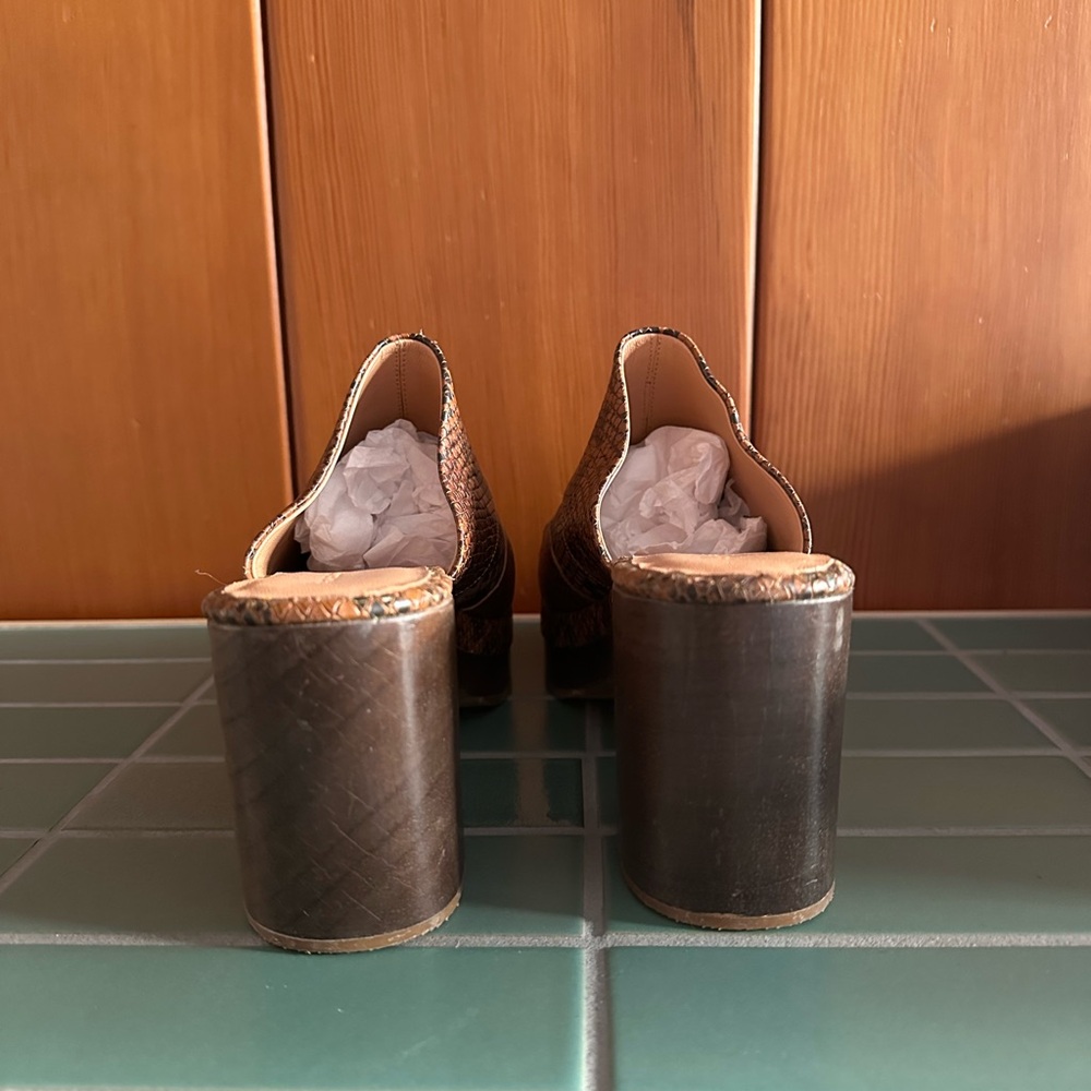 Leather Snake-Print Rachel Comey Clogs - Picture 4 of 6